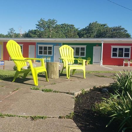 Cornerstone Motel Cheticamp Bagian luar foto