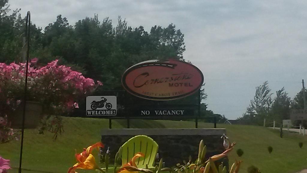 Cornerstone Motel Cheticamp Bagian luar foto
