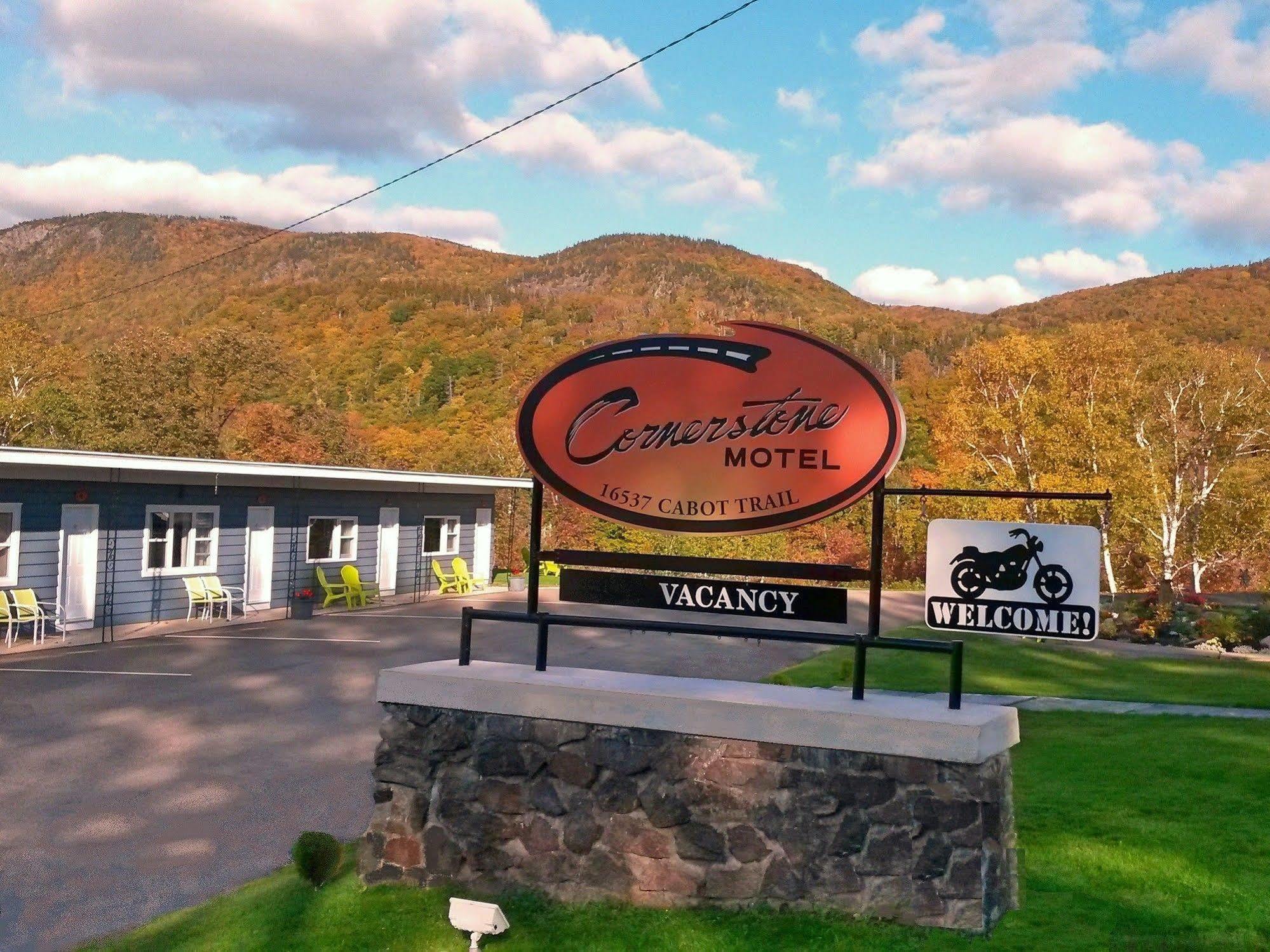 Cornerstone Motel Cheticamp Bagian luar foto